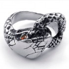 Кольцо из стали, имитирующее змею, схватившую себя за хвост